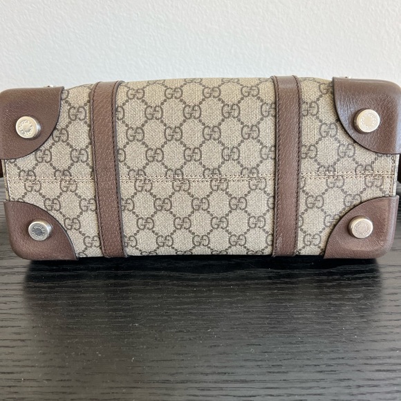 Authentic Gucci GG Supreme Tote Bag. - Picture 7 of 16